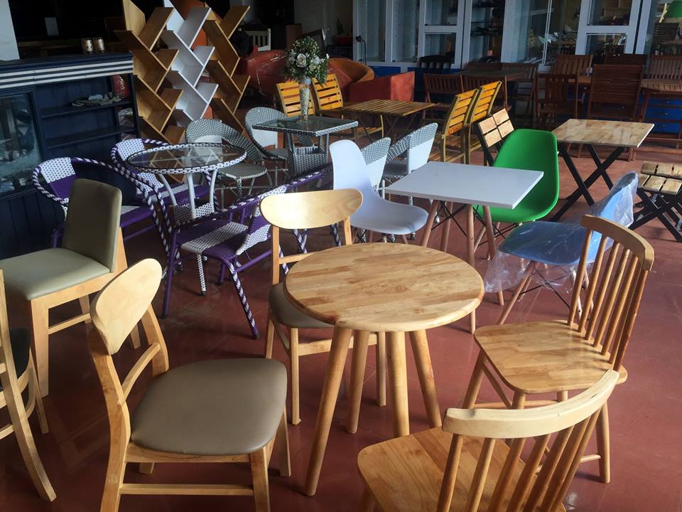 Chuyên thanh lý bàn ghế gỗ cho quán cà phê mới 98%